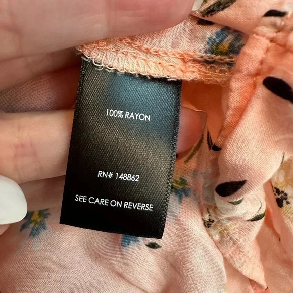 Torrid Floral Challis Button Fit & Flare Blouse Stretch Back Peach Plus Size 2X - Picture 14 of 15